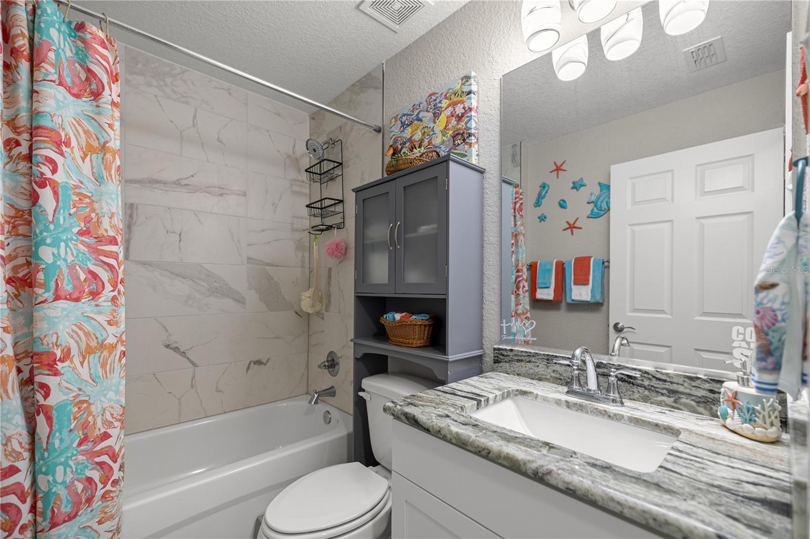 Image 15 of 41 For 9239 197th Circle