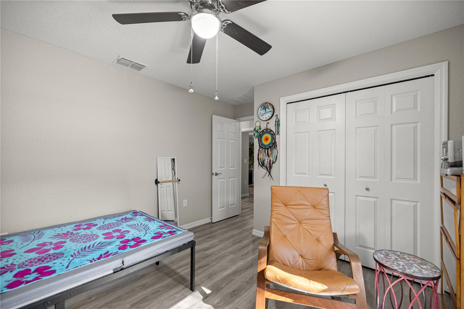 Image 18 of 41 For 9239 197th Circle