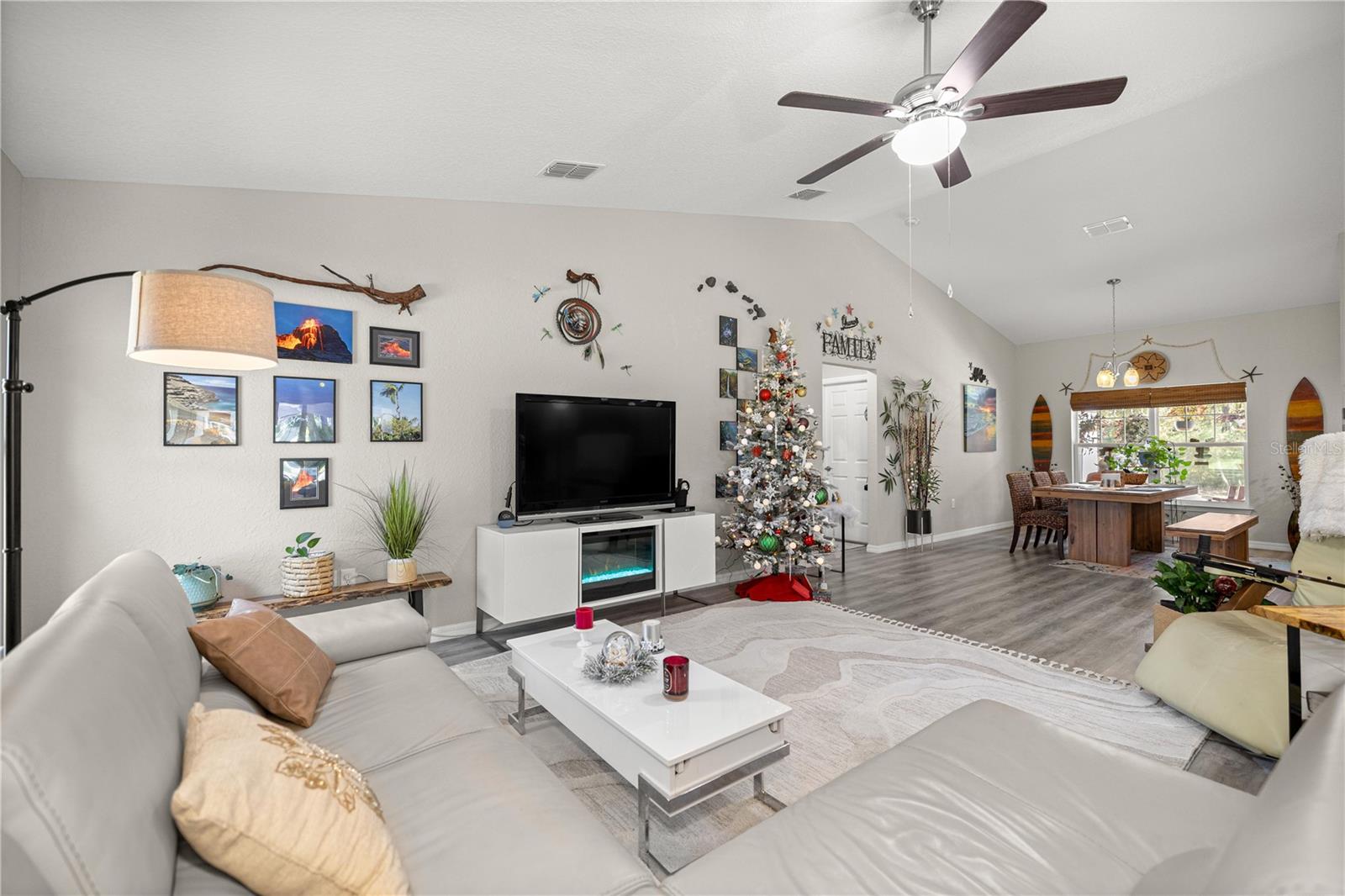 Image 32 of 41 For 9239 197th Circle