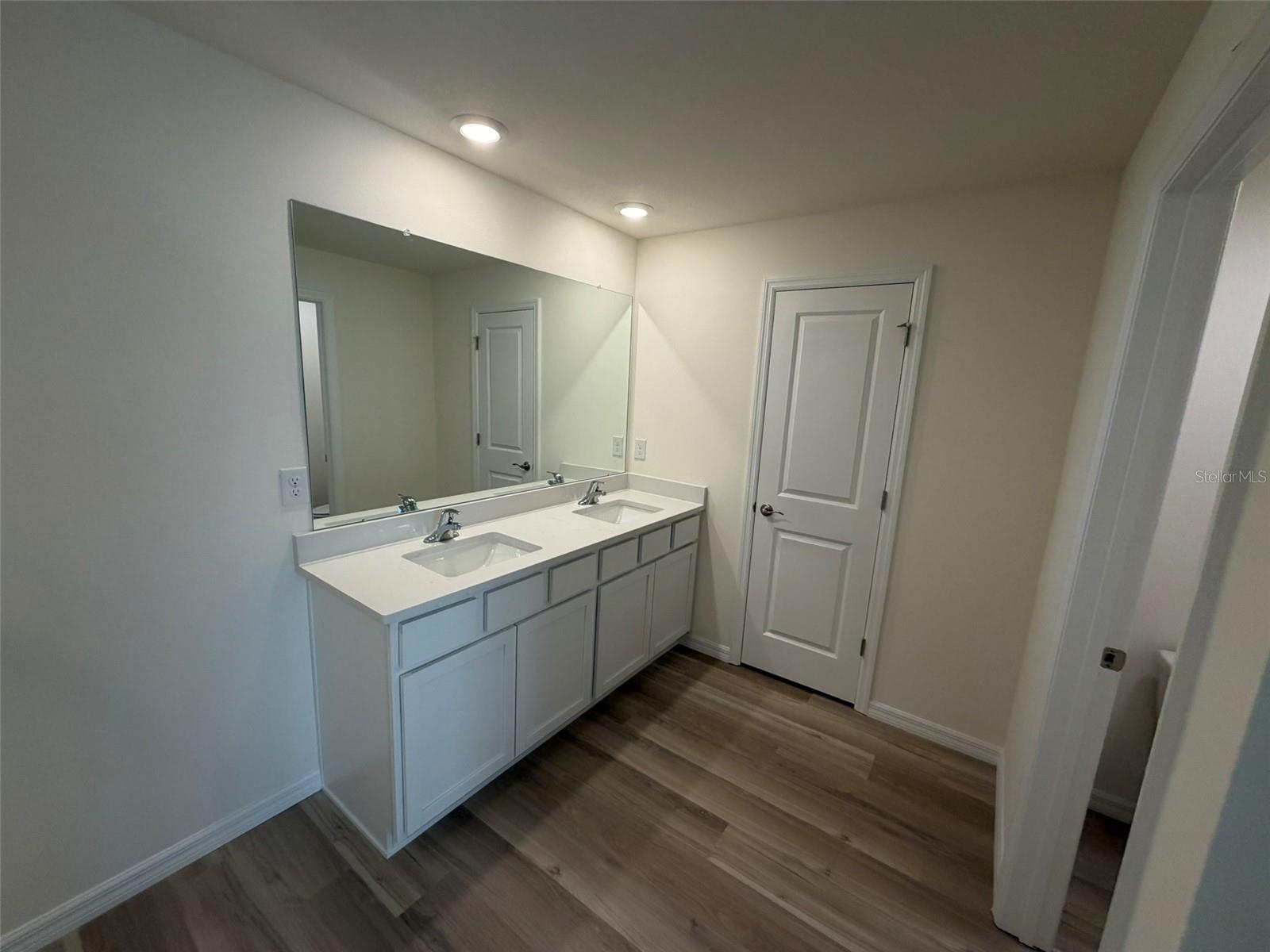 Image 30 of 34 For 8586 44th Terrace