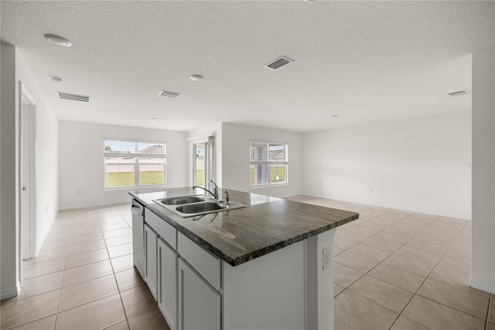 Image 10 of 24 For 6563 1st Loop