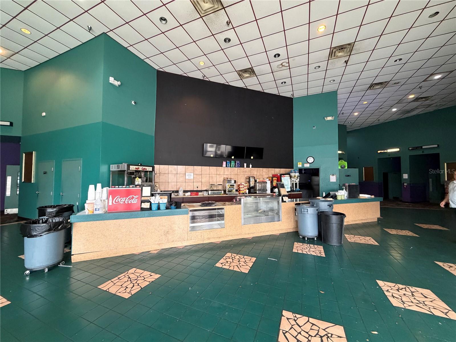 Image 6 of 8 For 2019 Silver Springs Boulevard