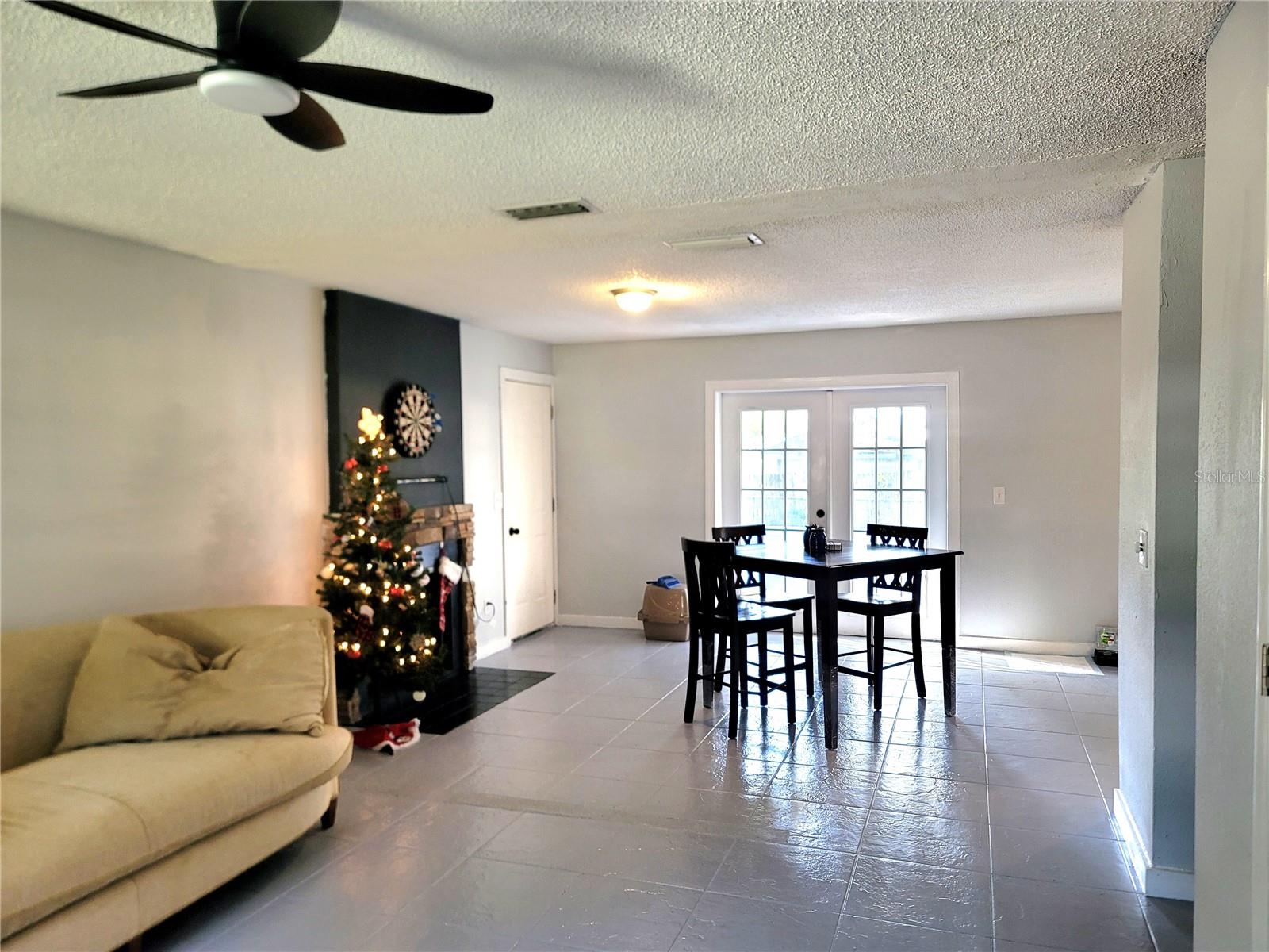 Image 11 of 22 For 2826 18th Court