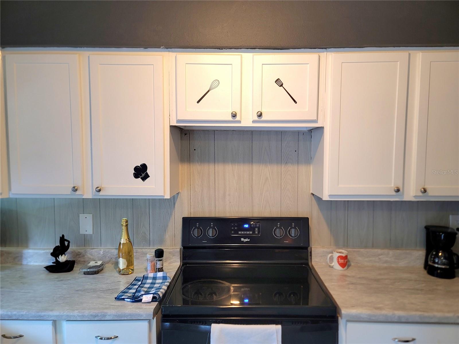 Image 13 of 22 For 2826 18th Court