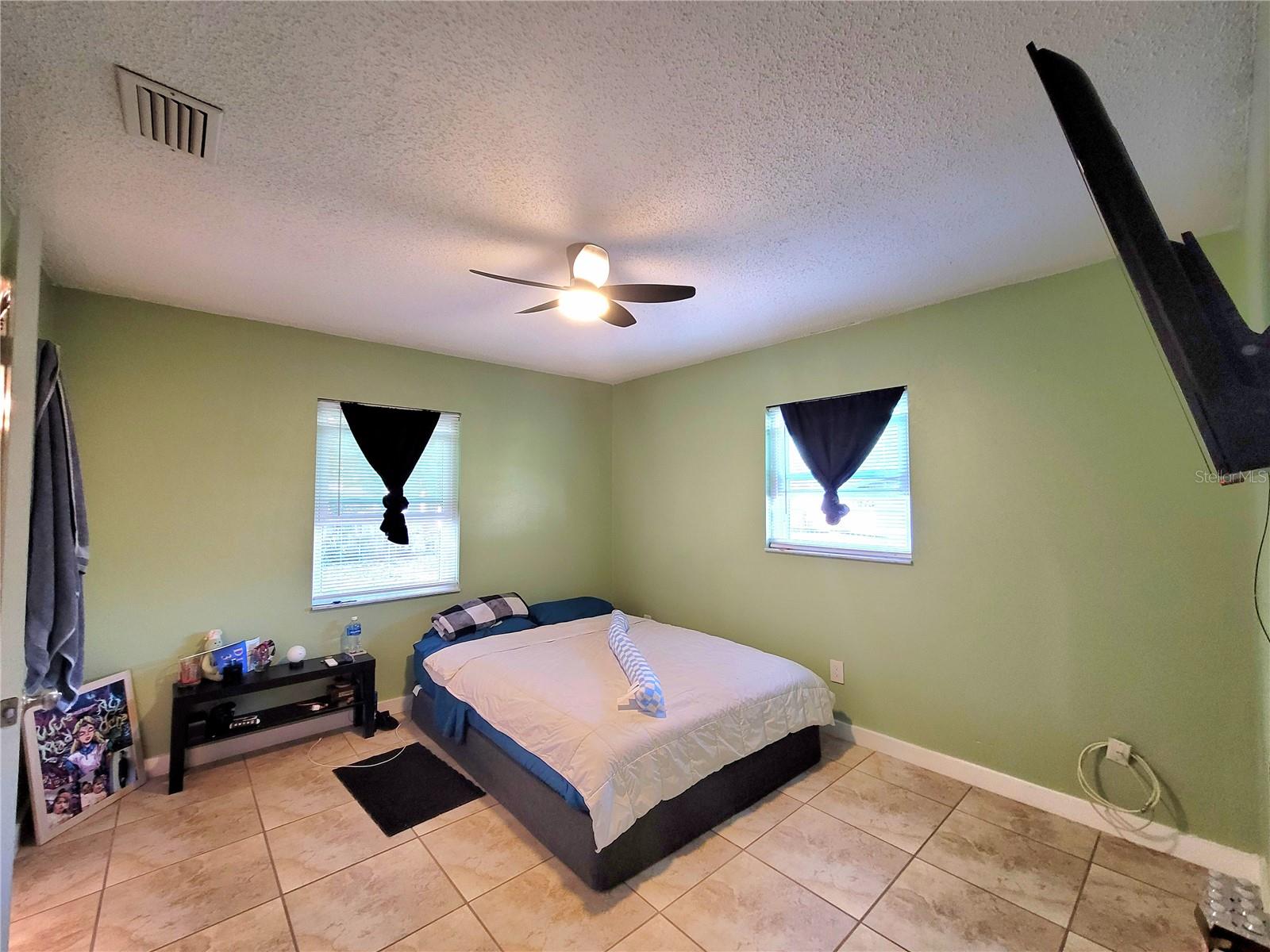 Image 16 of 22 For 2826 18th Court