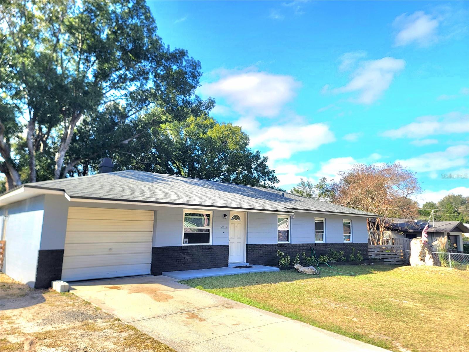 Image 3 of 22 For 2826 18th Court