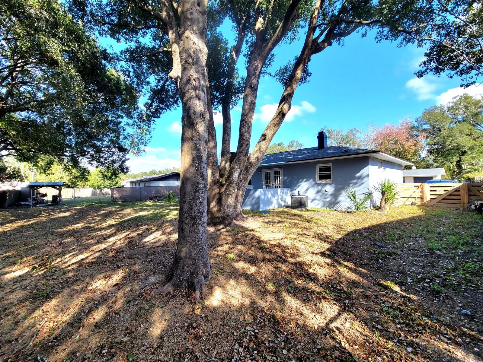 Image 5 of 22 For 2826 18th Court