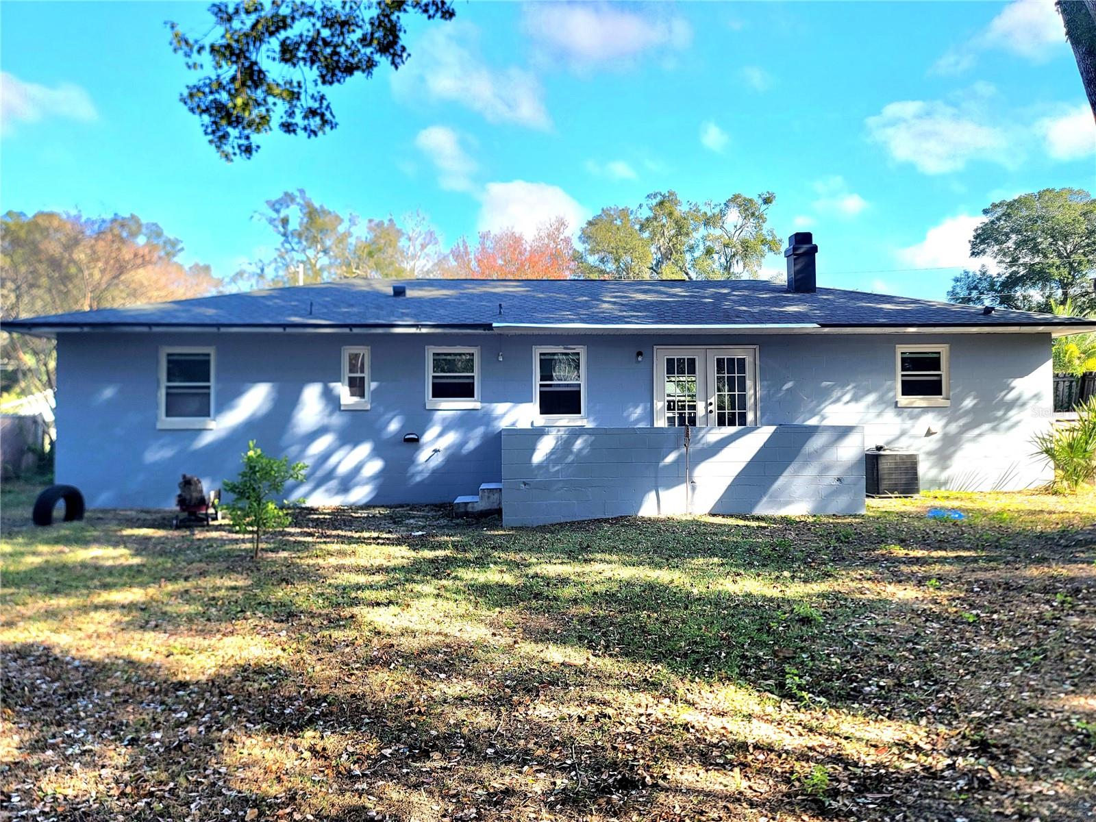 Image 7 of 22 For 2826 18th Court