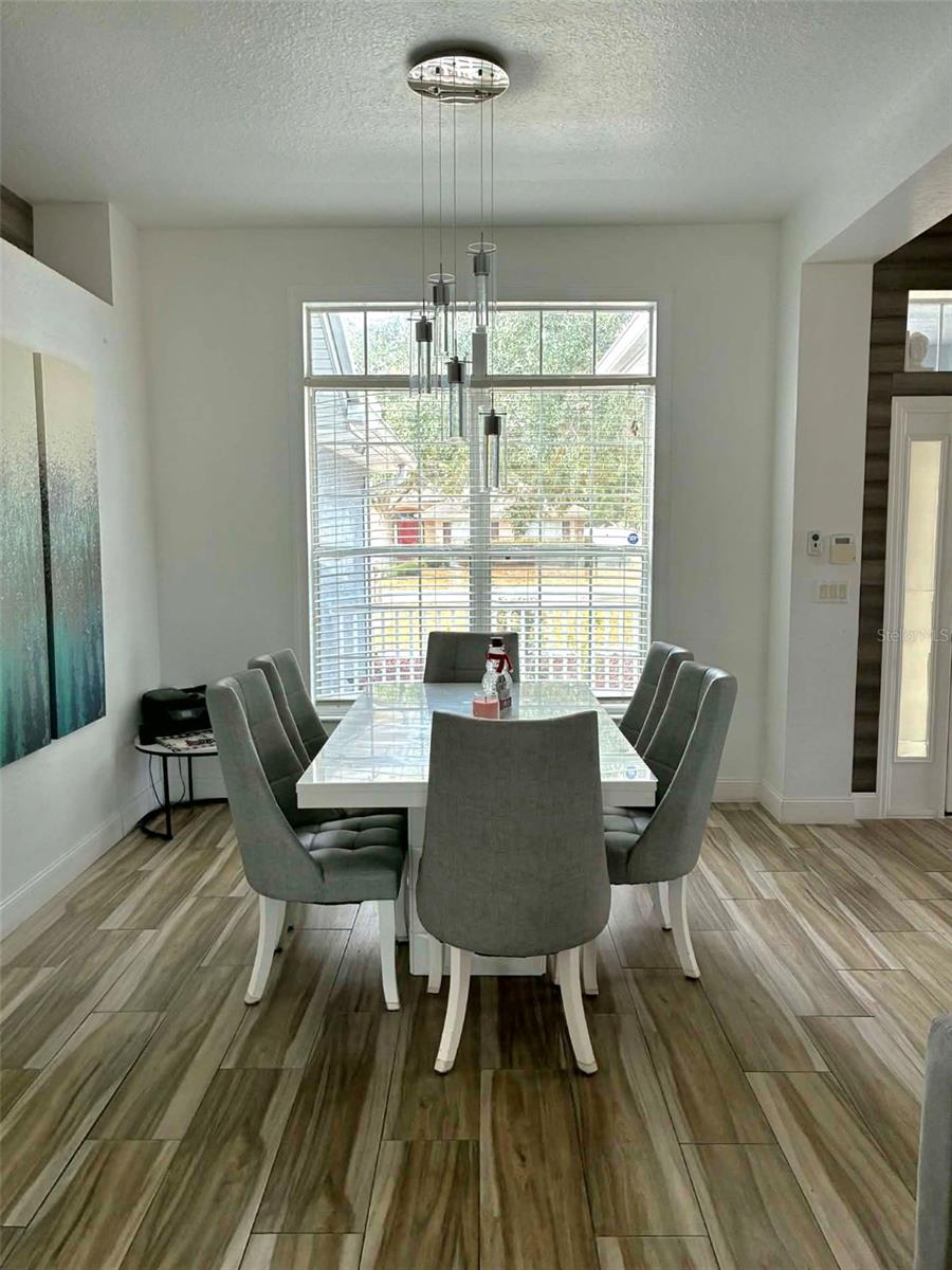 Image 21 of 43 For 9937 57th Court