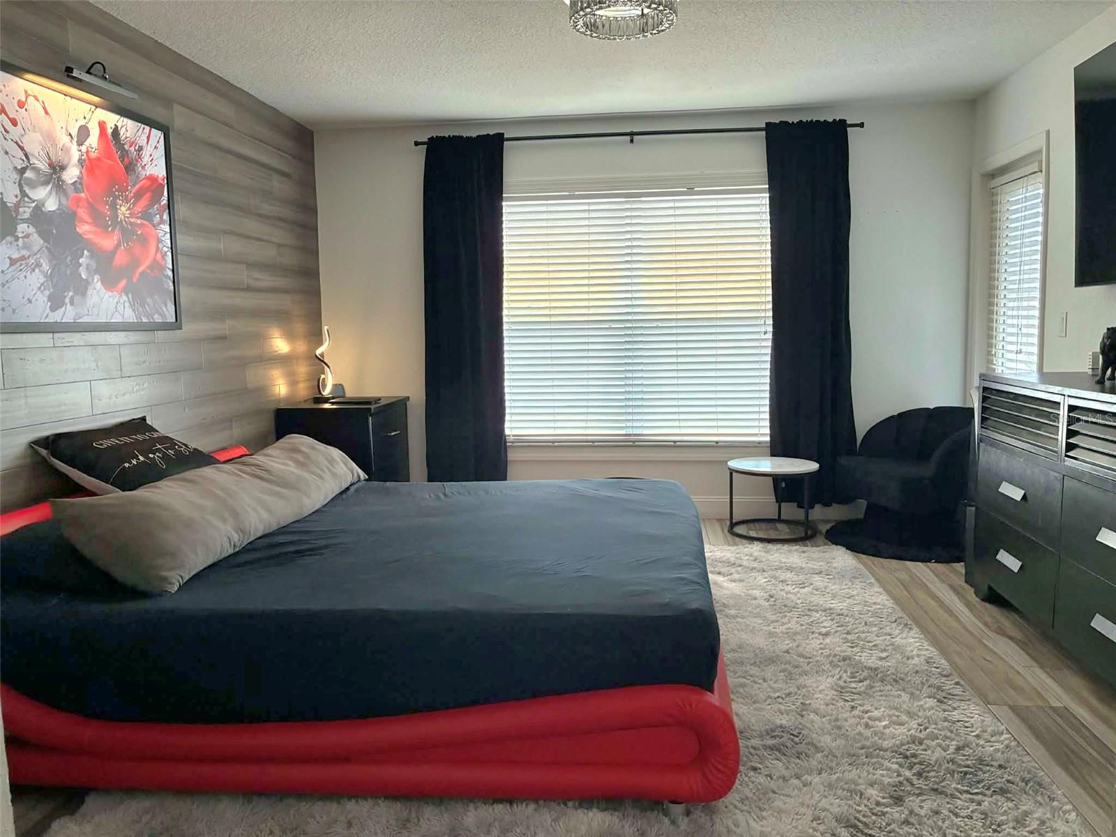 Image 28 of 43 For 9937 57th Court