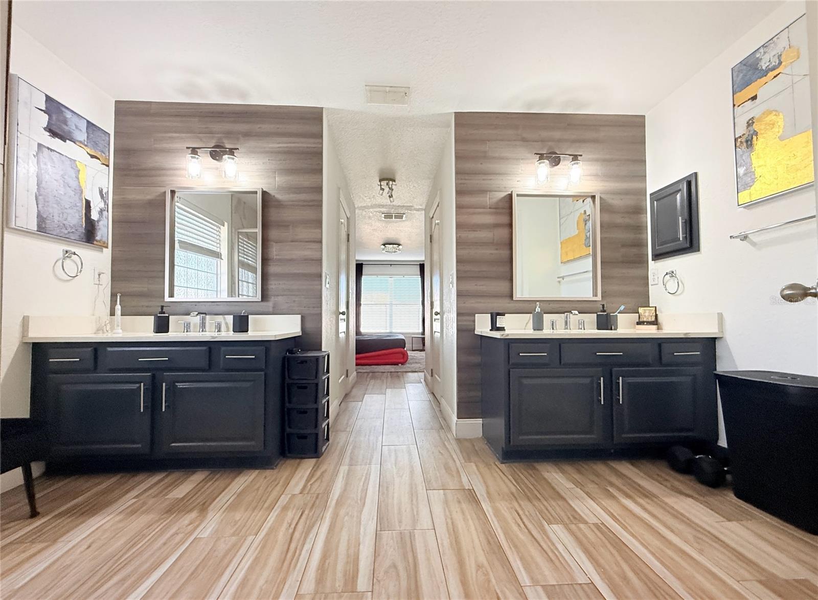 Image 30 of 43 For 9937 57th Court