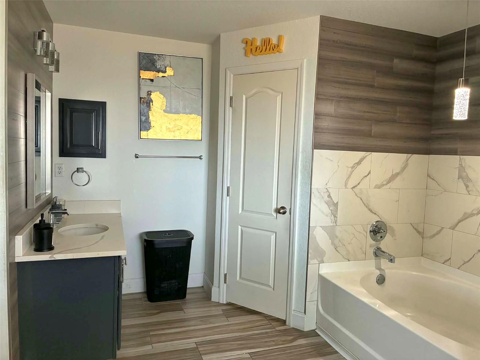 Image 33 of 43 For 9937 57th Court