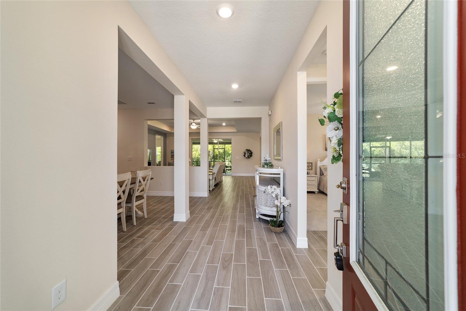 Image 4 of 56 For 1129 42nd Road