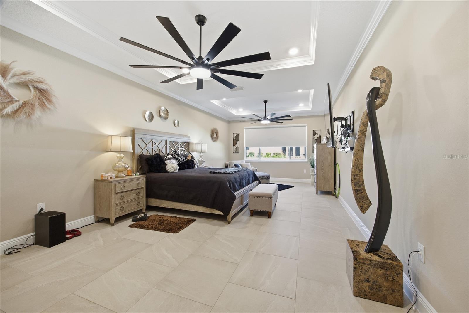 Image 15 of 38 For 8123 95th Court