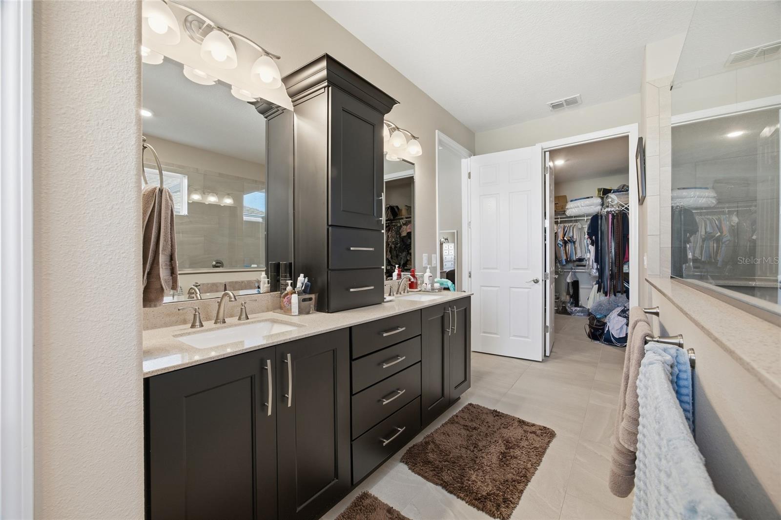 Image 20 of 38 For 8123 95th Court