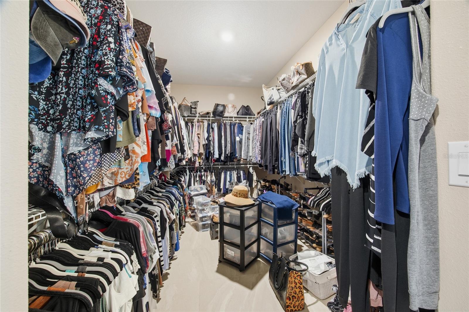 Image 22 of 38 For 8123 95th Court