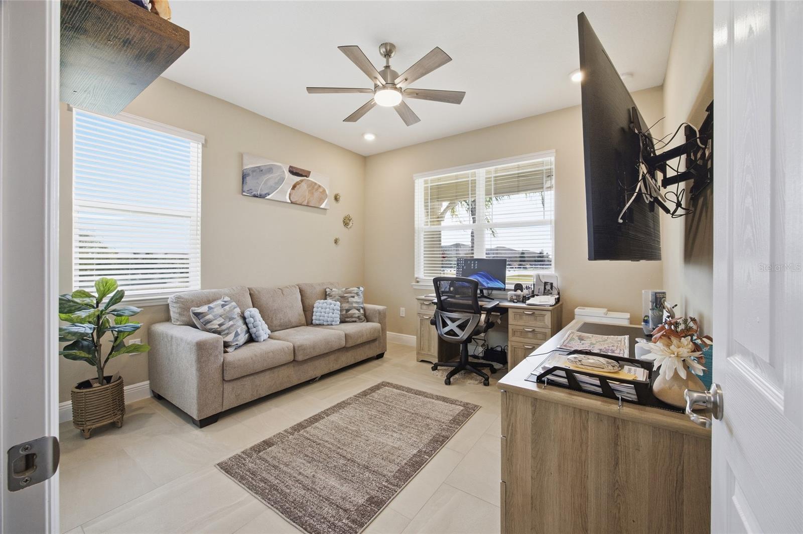 Image 27 of 38 For 8123 95th Court