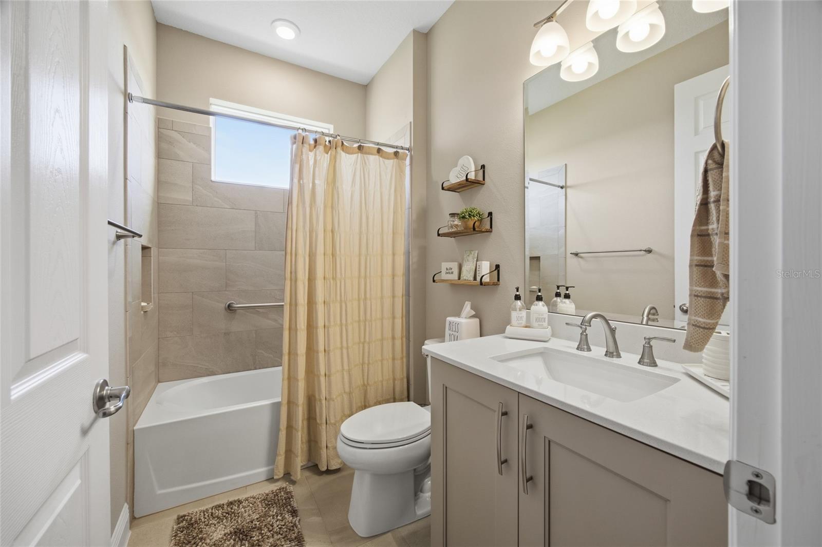 Image 28 of 38 For 8123 95th Court