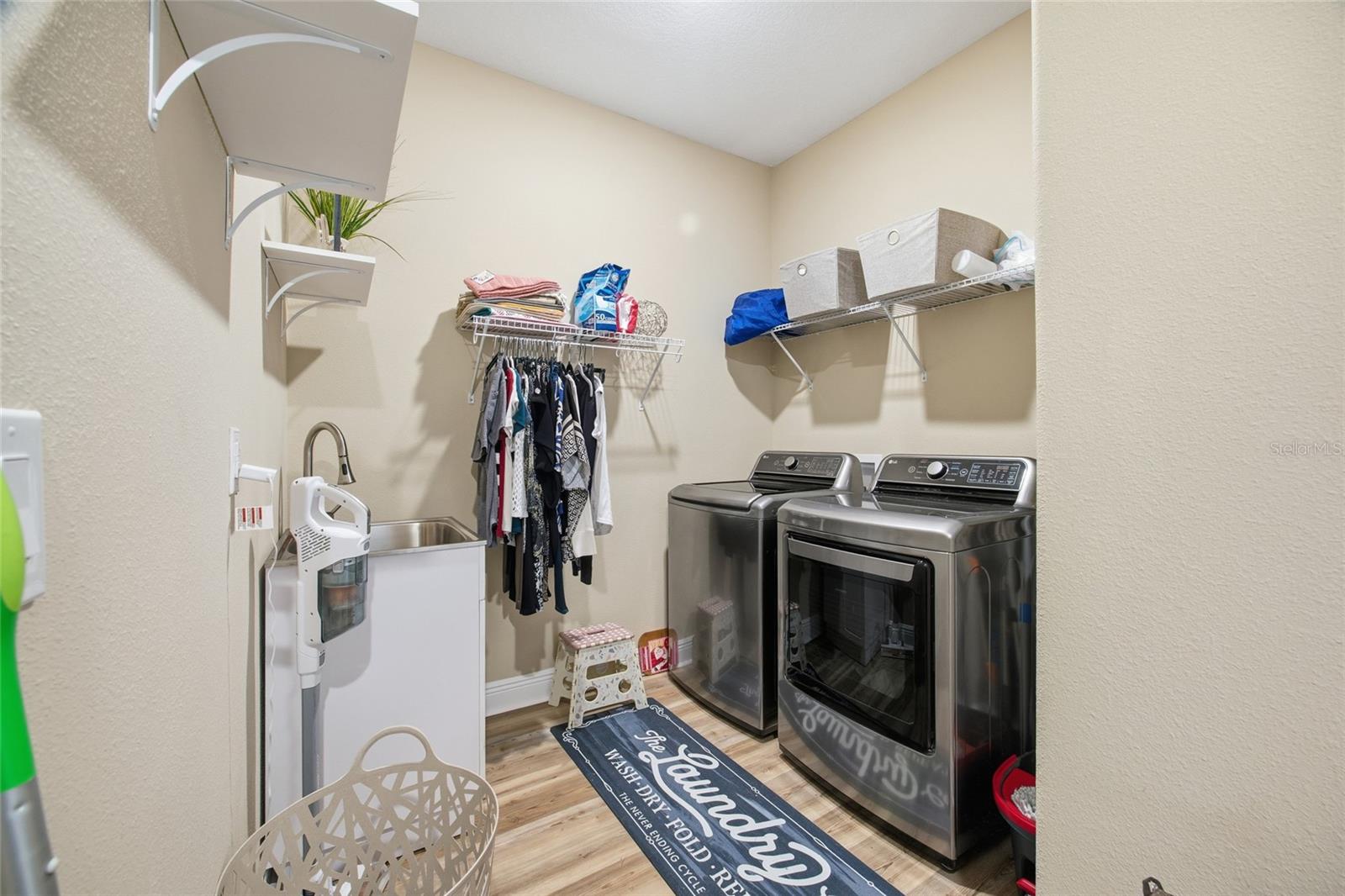 Image 29 of 38 For 8123 95th Court