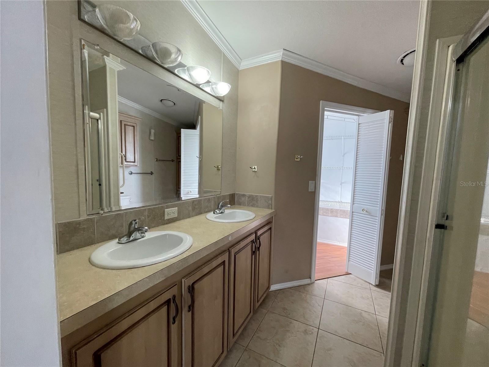 Image 28 of 60 For 7690 193rd Avenue