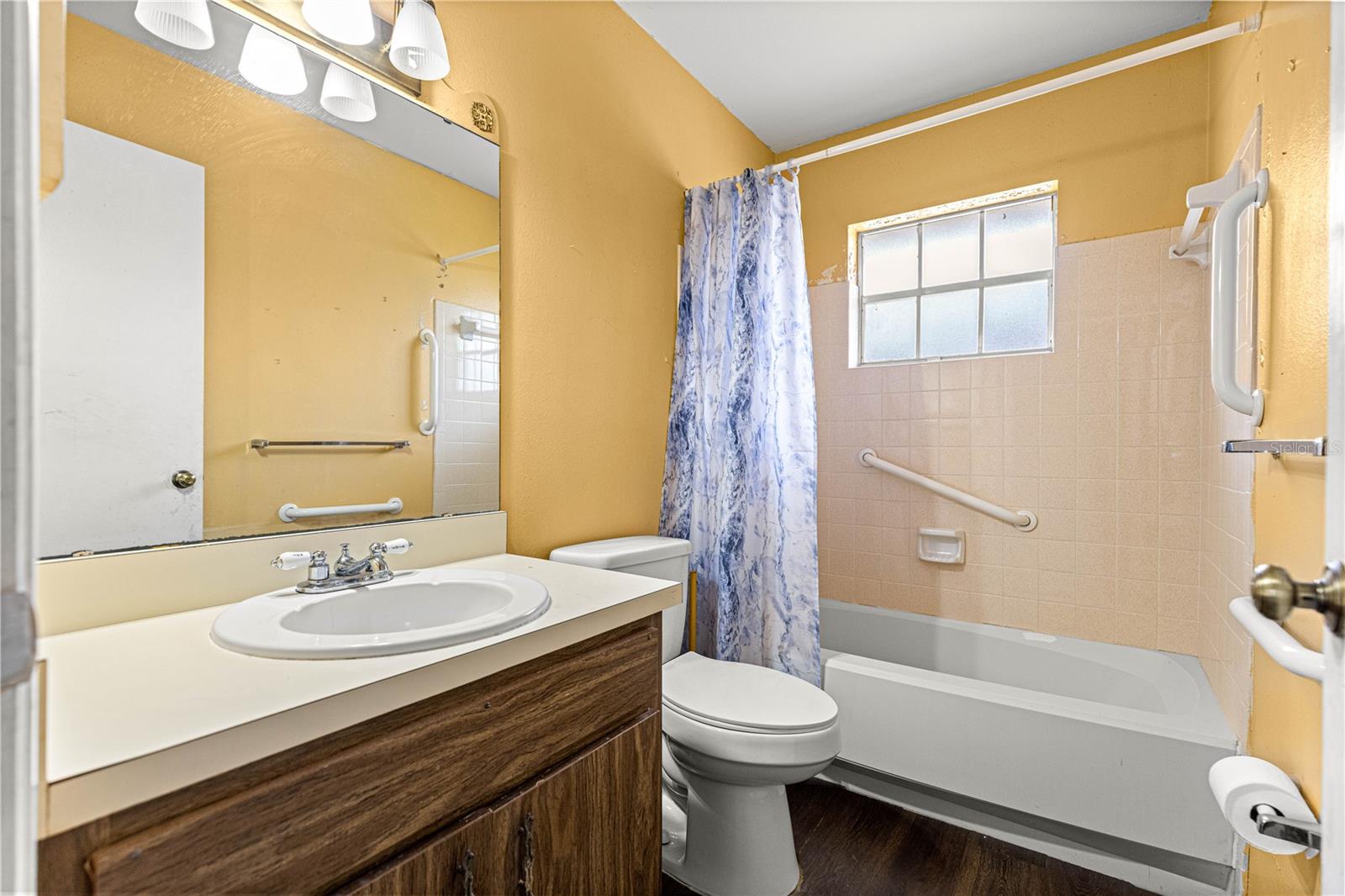 Image 15 of 34 For 201 Marion Oaks Lane