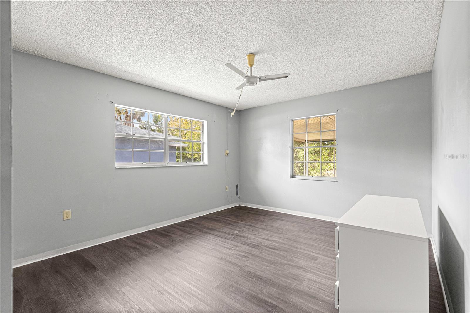 Image 17 of 34 For 201 Marion Oaks Lane