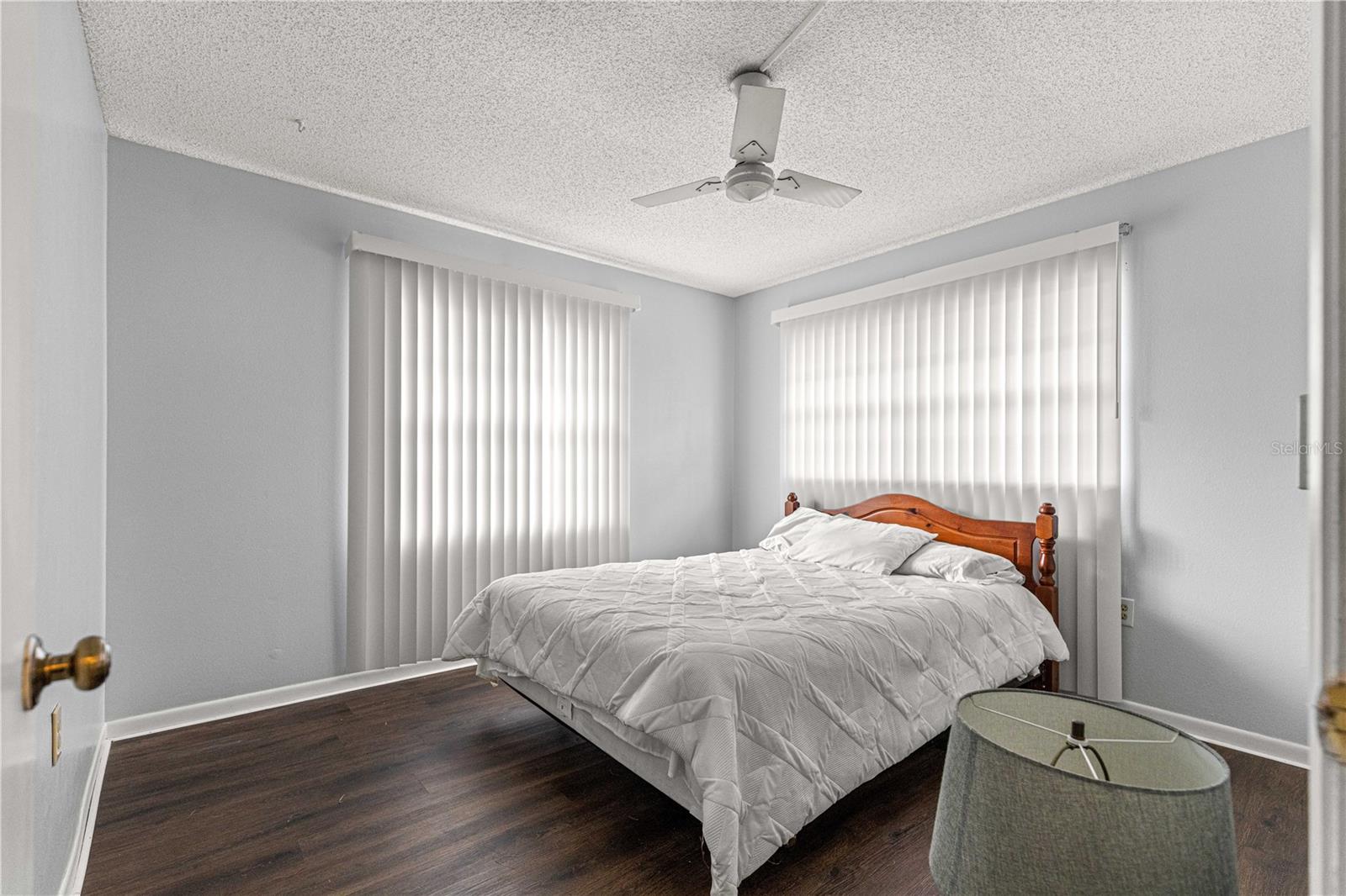 Image 20 of 34 For 201 Marion Oaks Lane