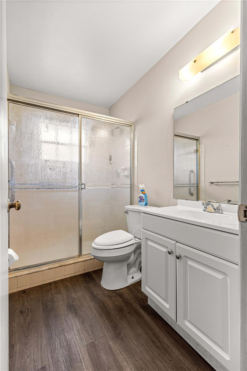 Image 23 of 34 For 201 Marion Oaks Lane