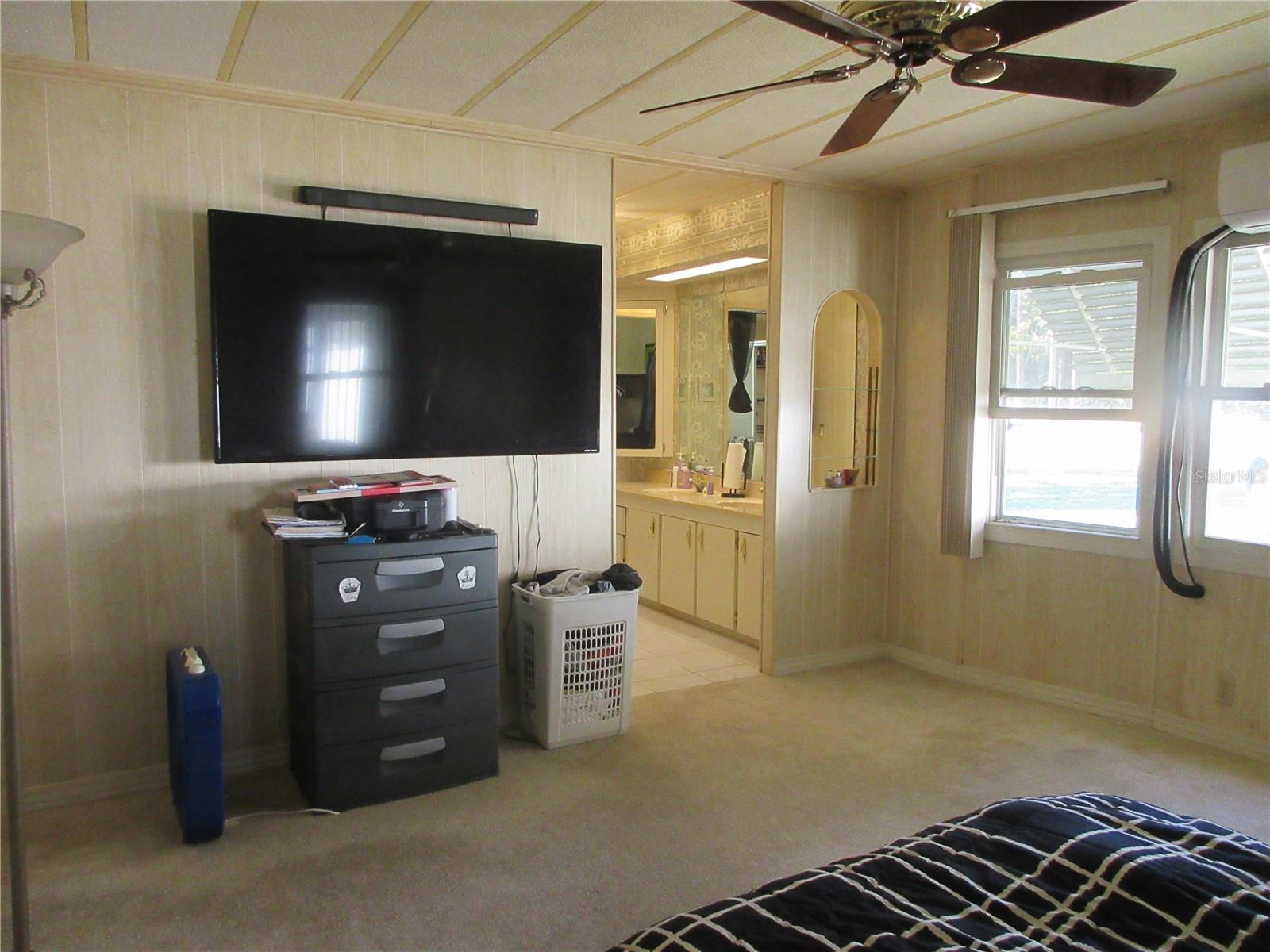 Image 69 of 100 For 1605 160th Court