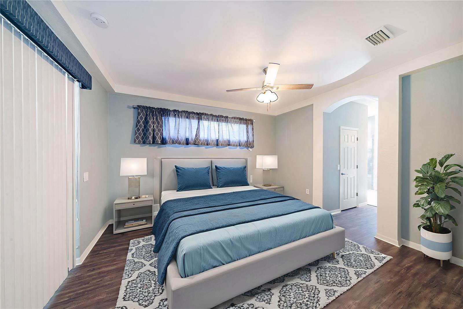 Image 18 of 47 For 19931 93rd Lane Road