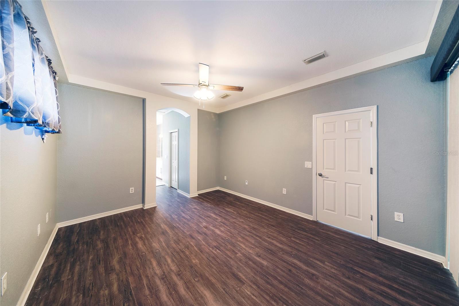 Image 21 of 47 For 19931 93rd Lane Road