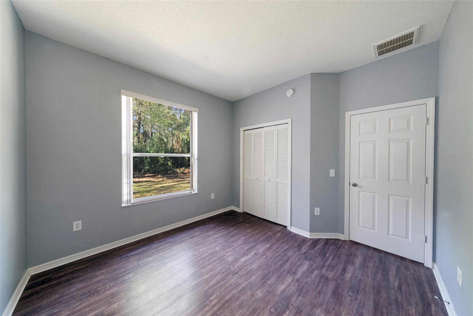 Image 27 of 47 For 19931 93rd Lane Road