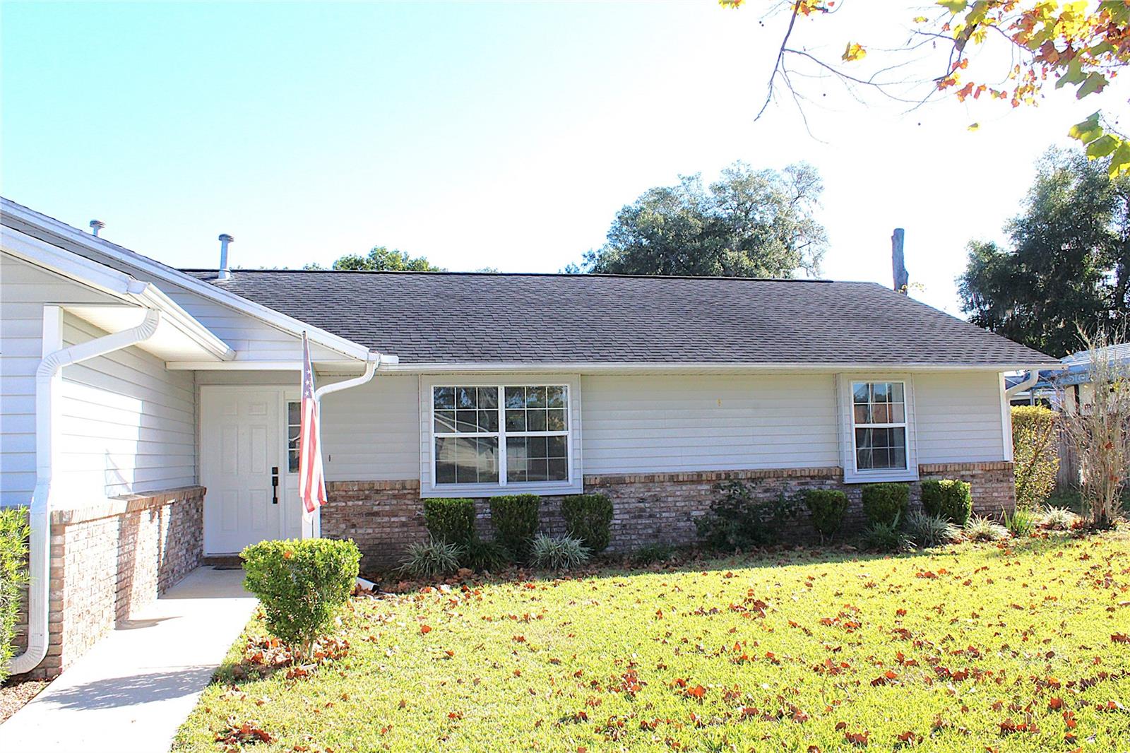 Image 13 of 49 For 707 46th Court