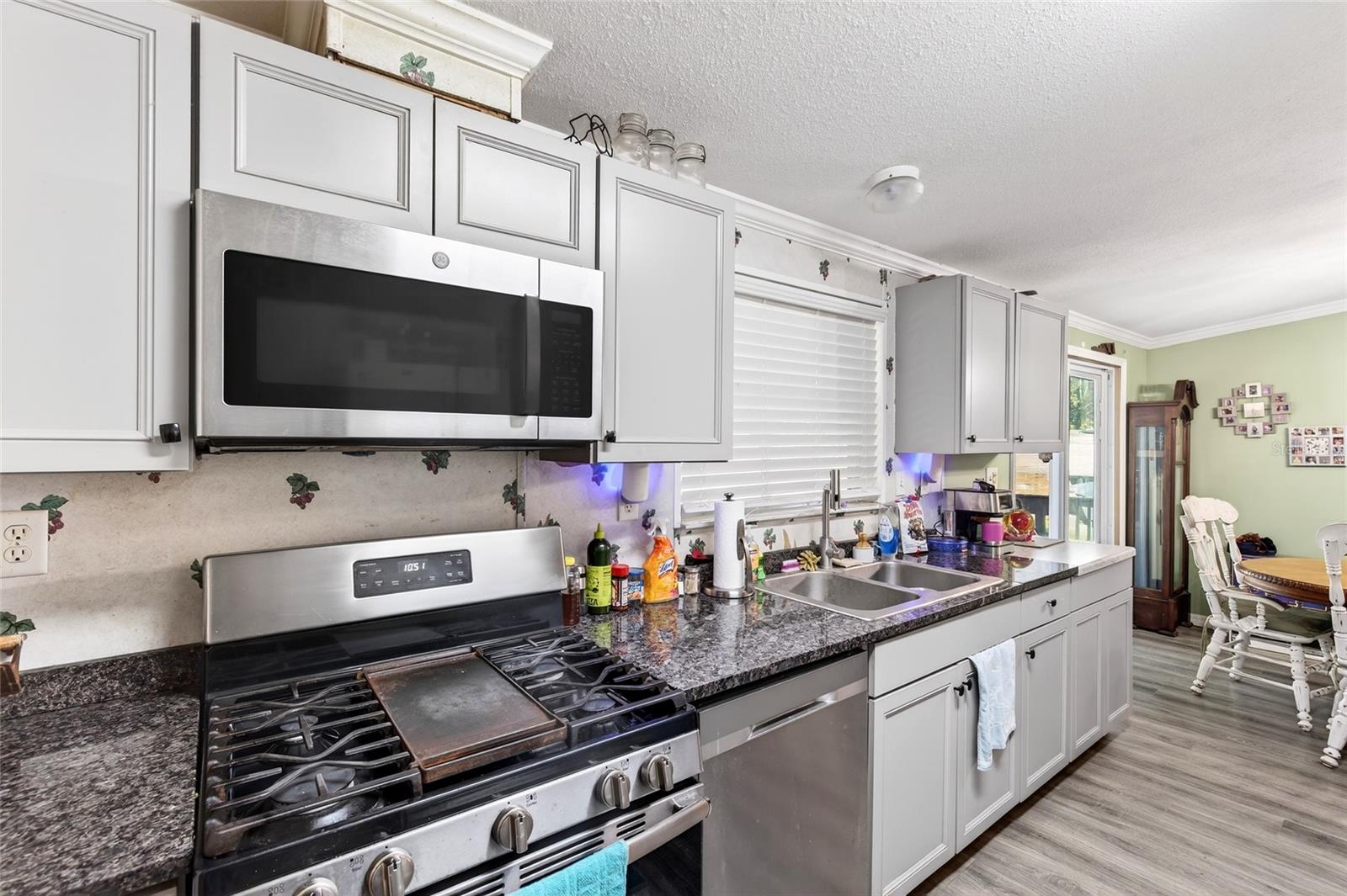 Image 7 of 45 For 15340 65th Avenue Road