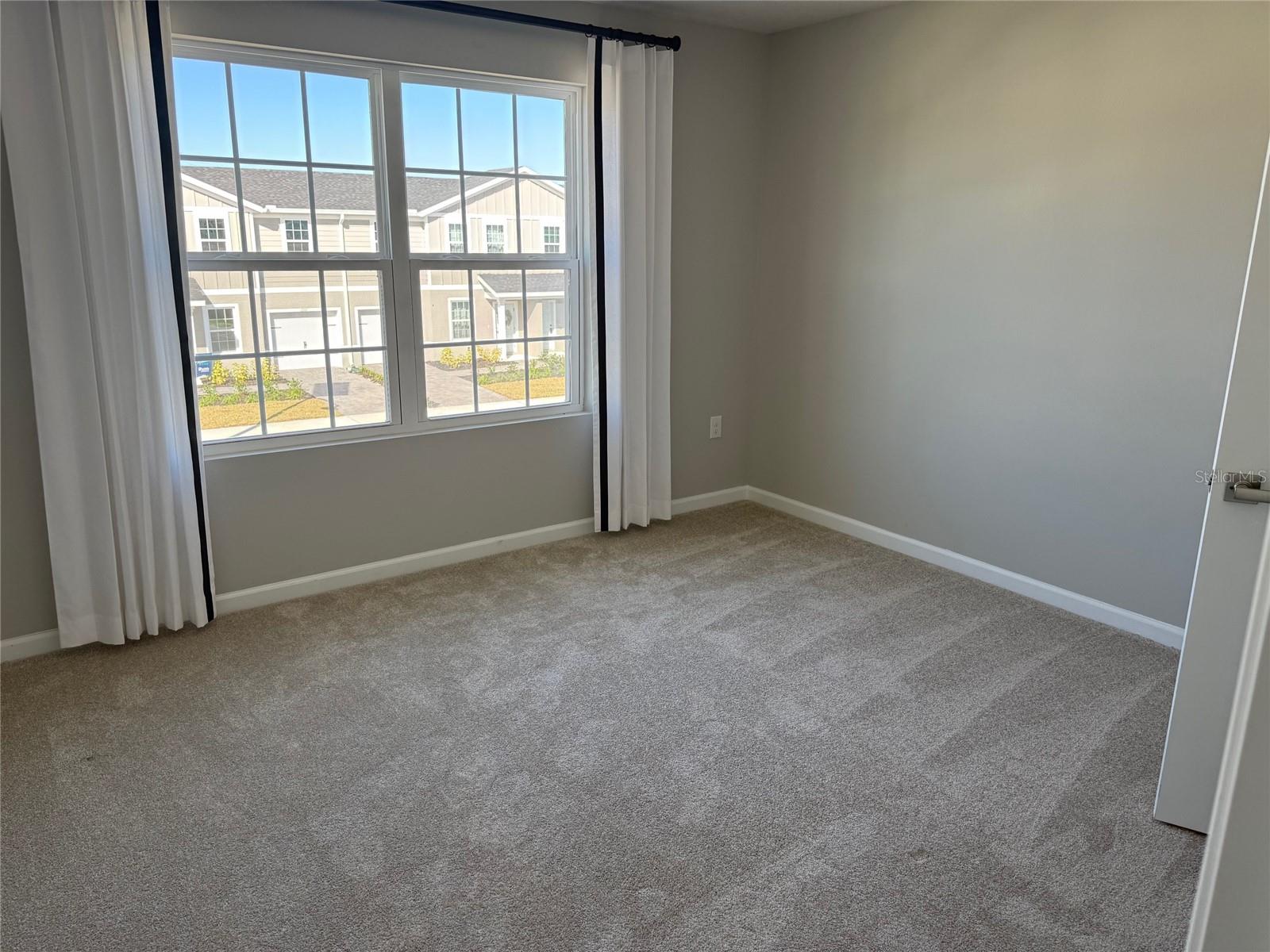 Image 14 of 15 For 1200 Port Blue Way