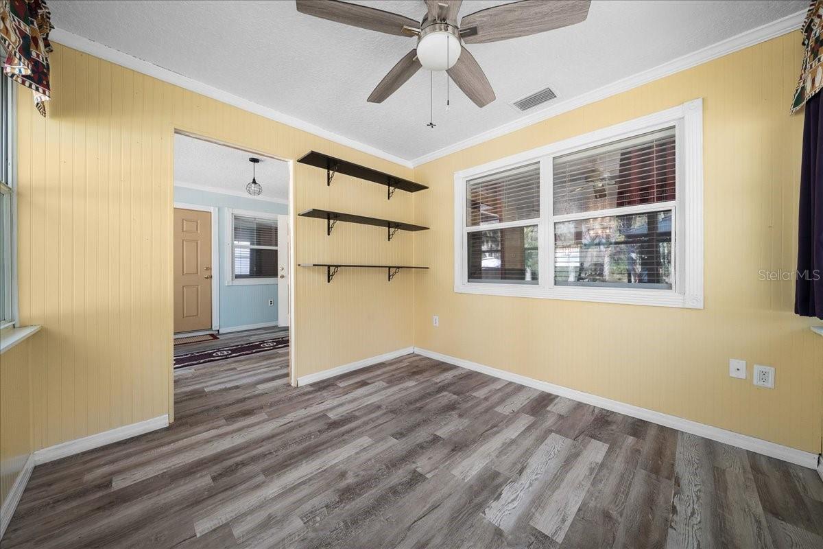 Image 12 of 39 For 12575 Foss Groves Path