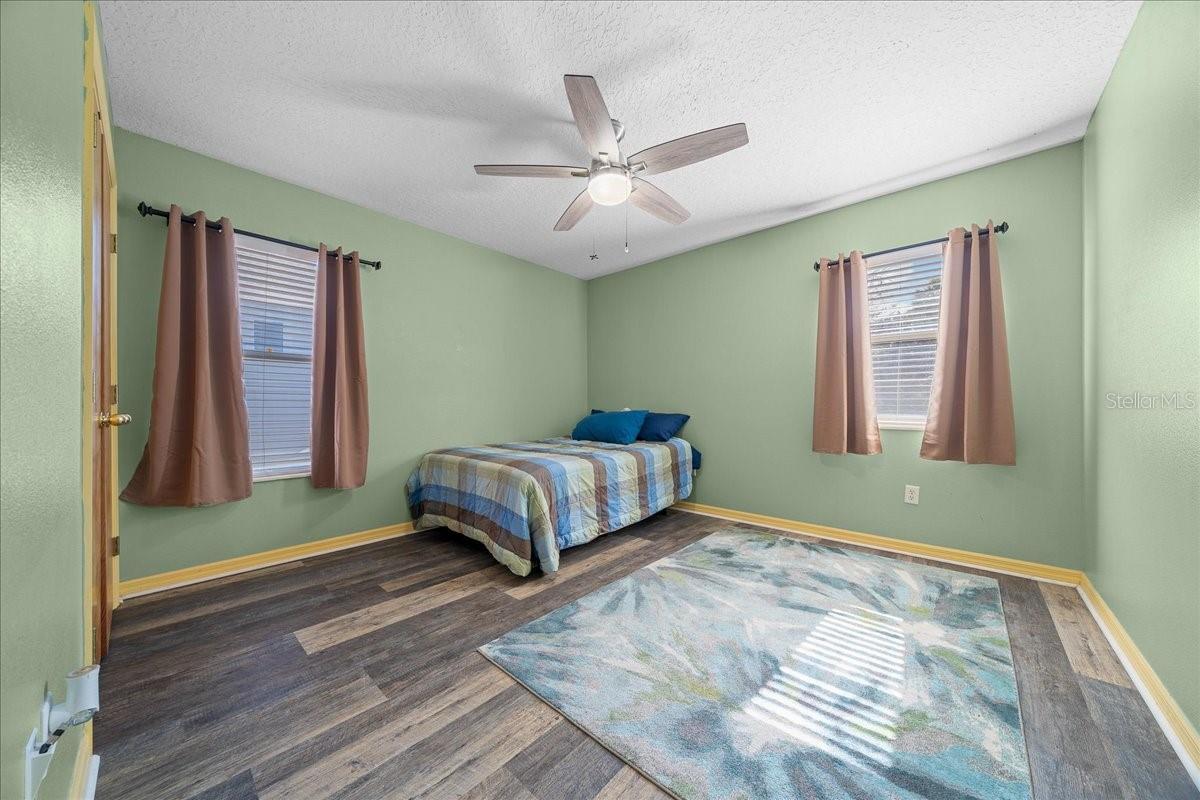 Image 17 of 39 For 12575 Foss Groves Path