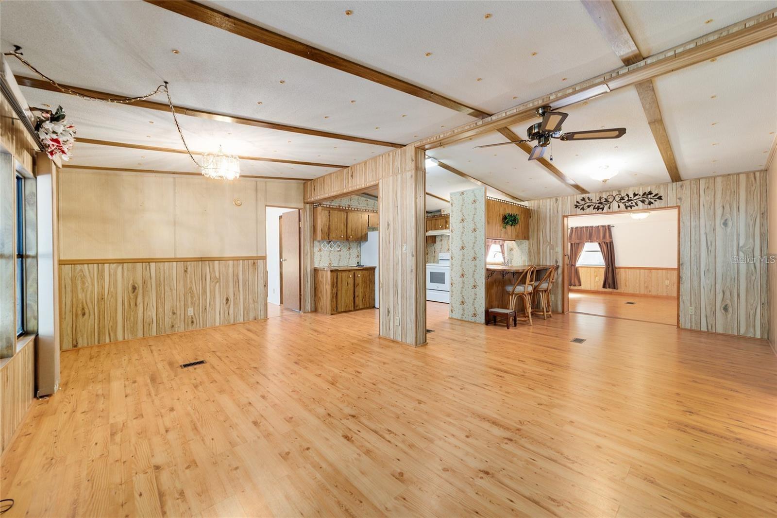 Image 21 of 76 For 13168 19th Lane