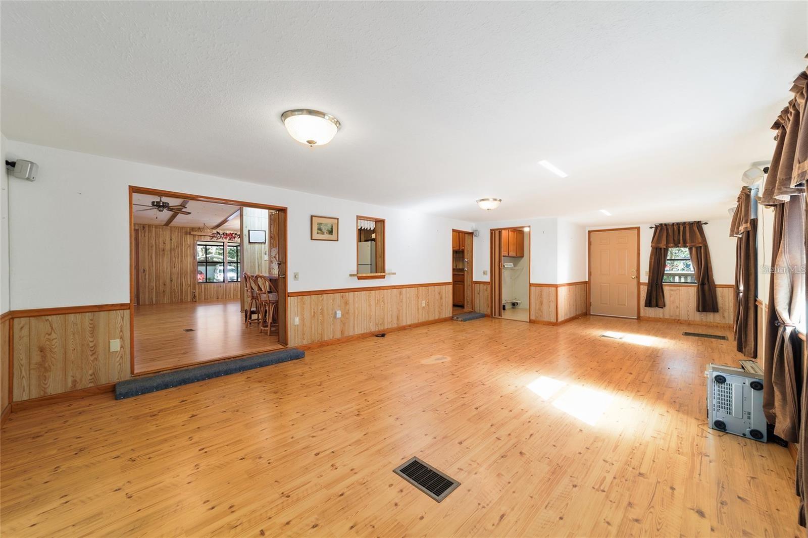 Image 41 of 76 For 13168 19th Lane