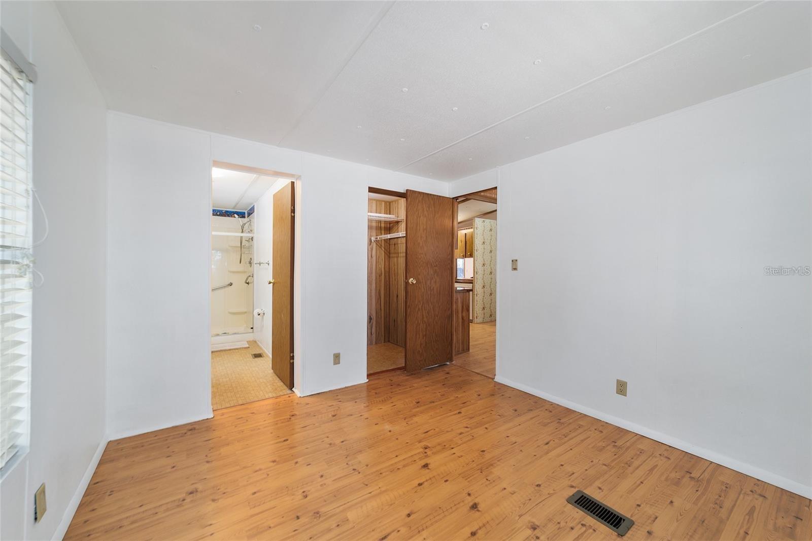 Image 45 of 76 For 13168 19th Lane