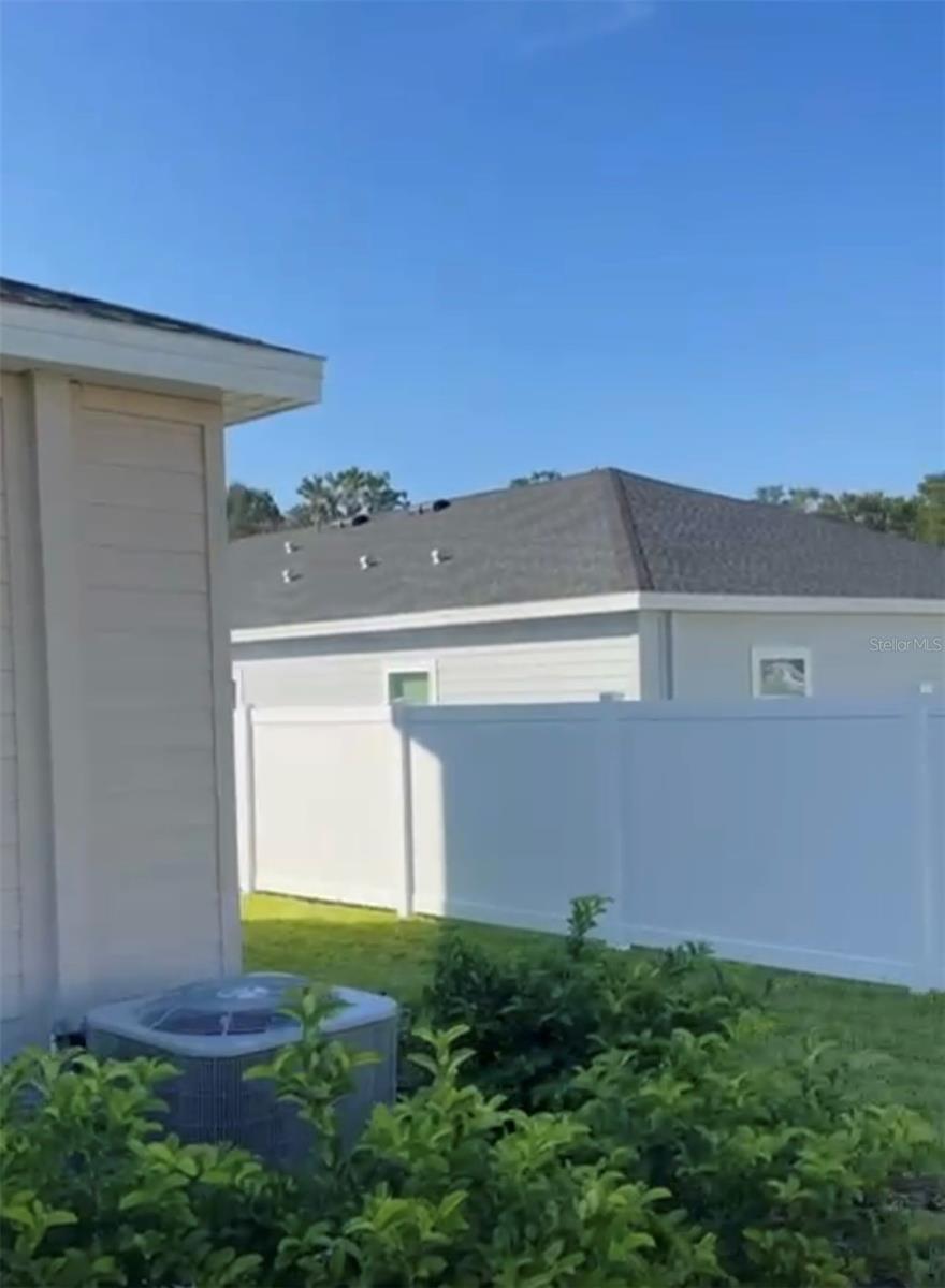 Image 5 of 16 For 1139 44th Court Road