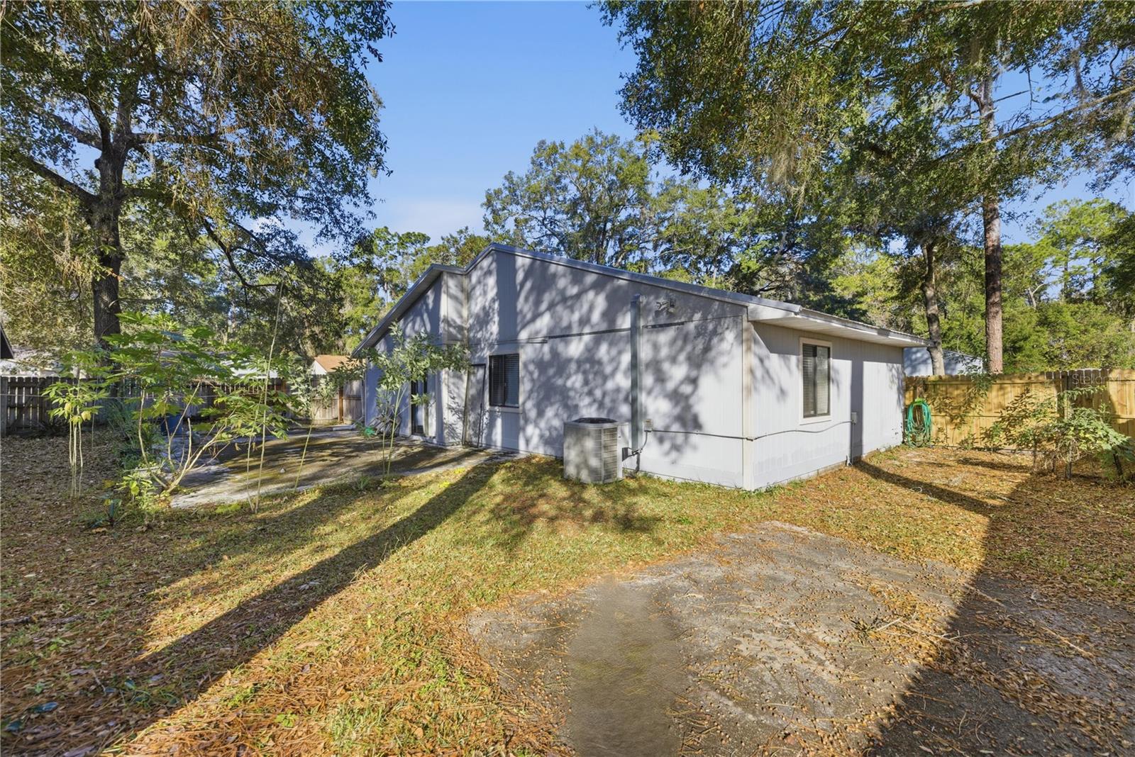 Image 6 of 26 For 1939 73rd Terrace