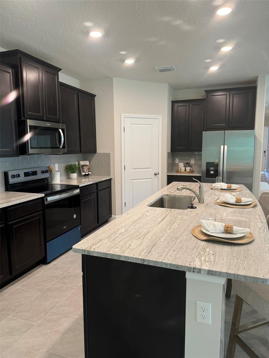 Image 6 of 24 For 6045 46th Drive