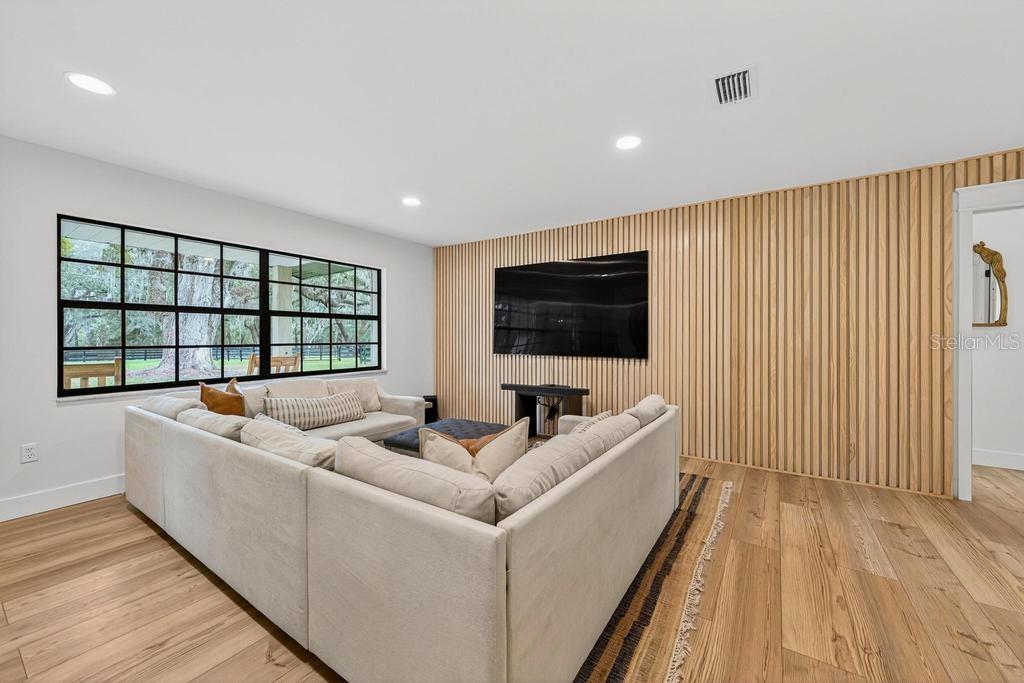 Image 13 of 98 For 8583 130th Street