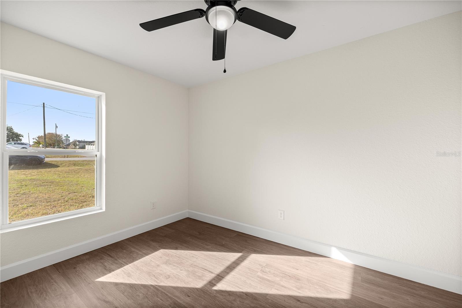 Image 24 of 32 For 8931 156th Street