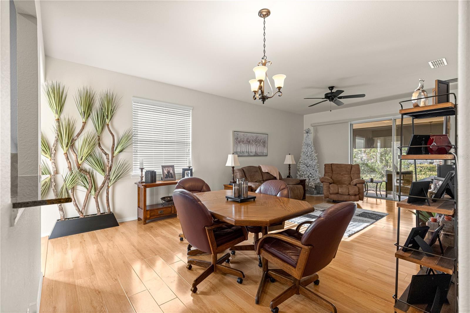 Image 15 of 34 For 7202 93rd Avenue