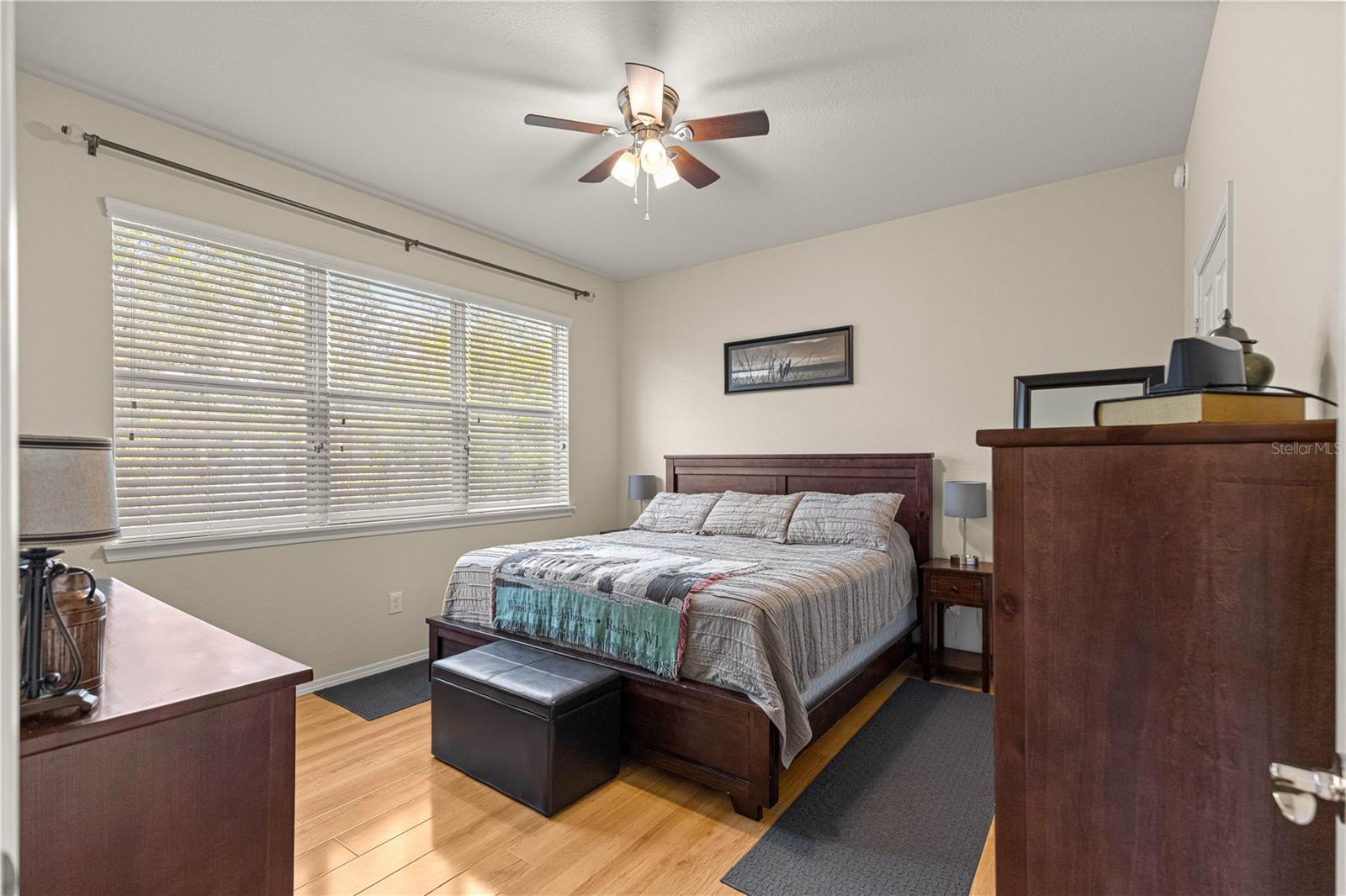 Image 21 of 34 For 7202 93rd Avenue