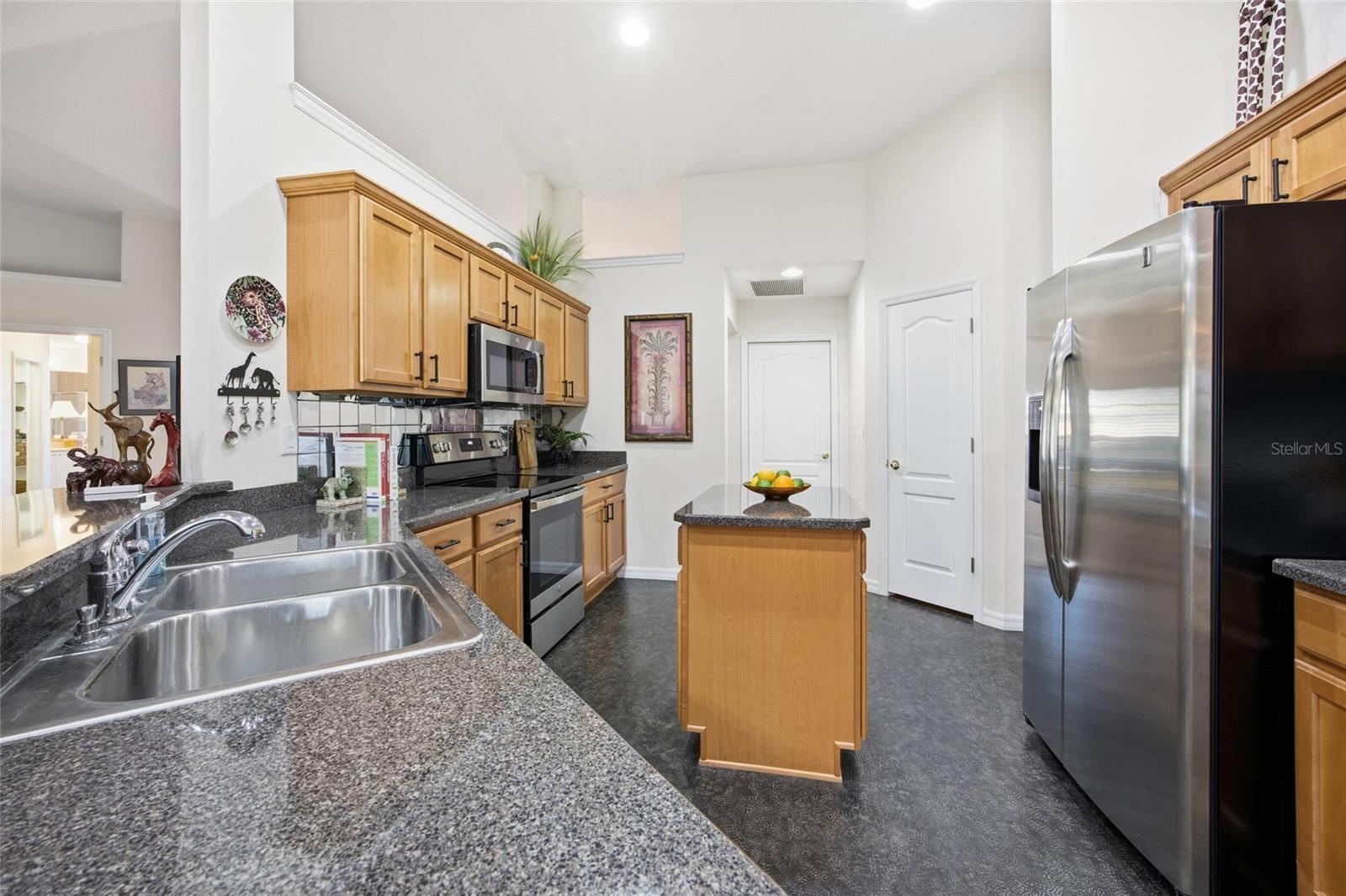 Image 17 of 50 For 4626 15th Street