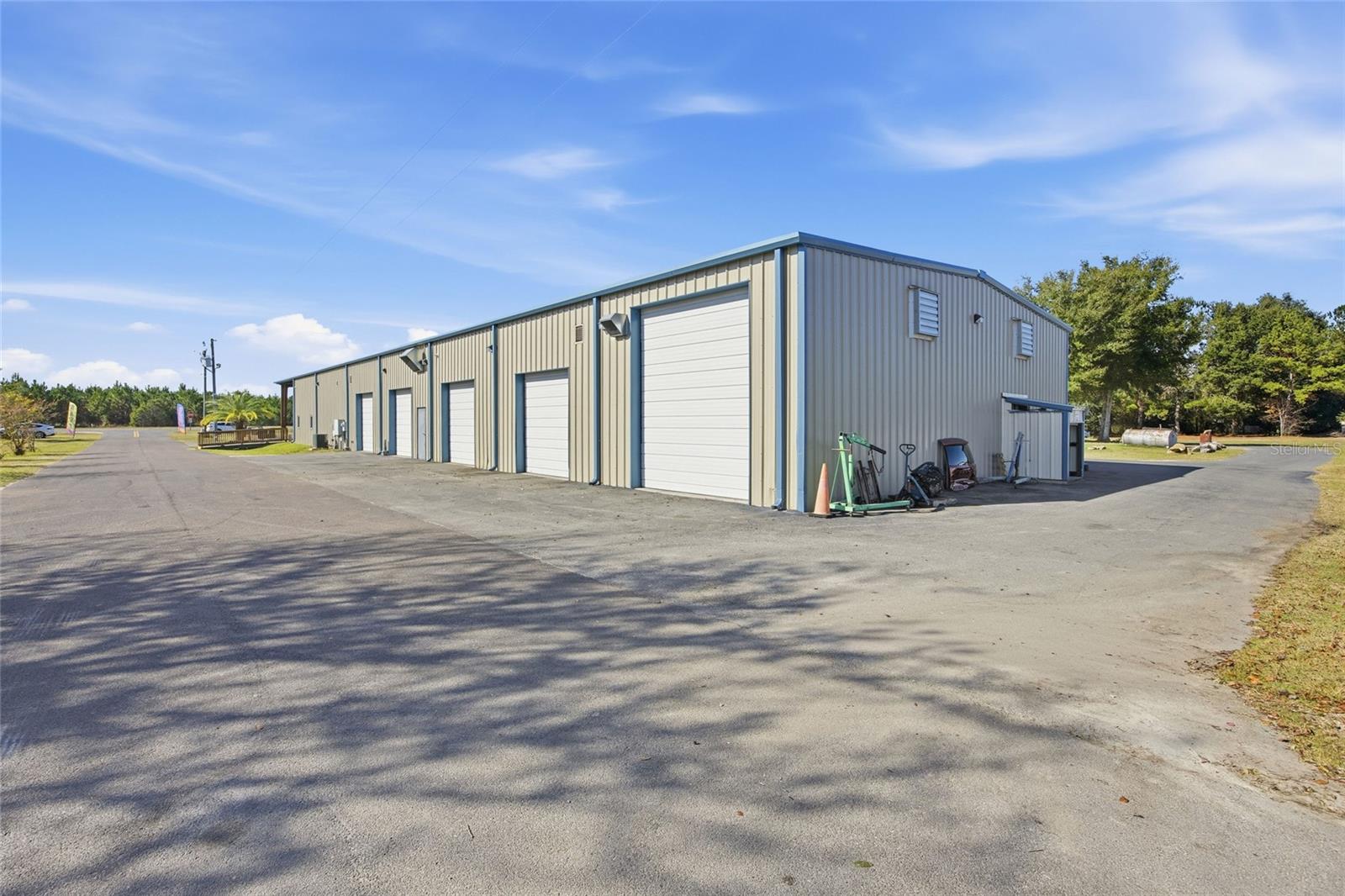 Image 38 of 62 For 20761 Highway 27