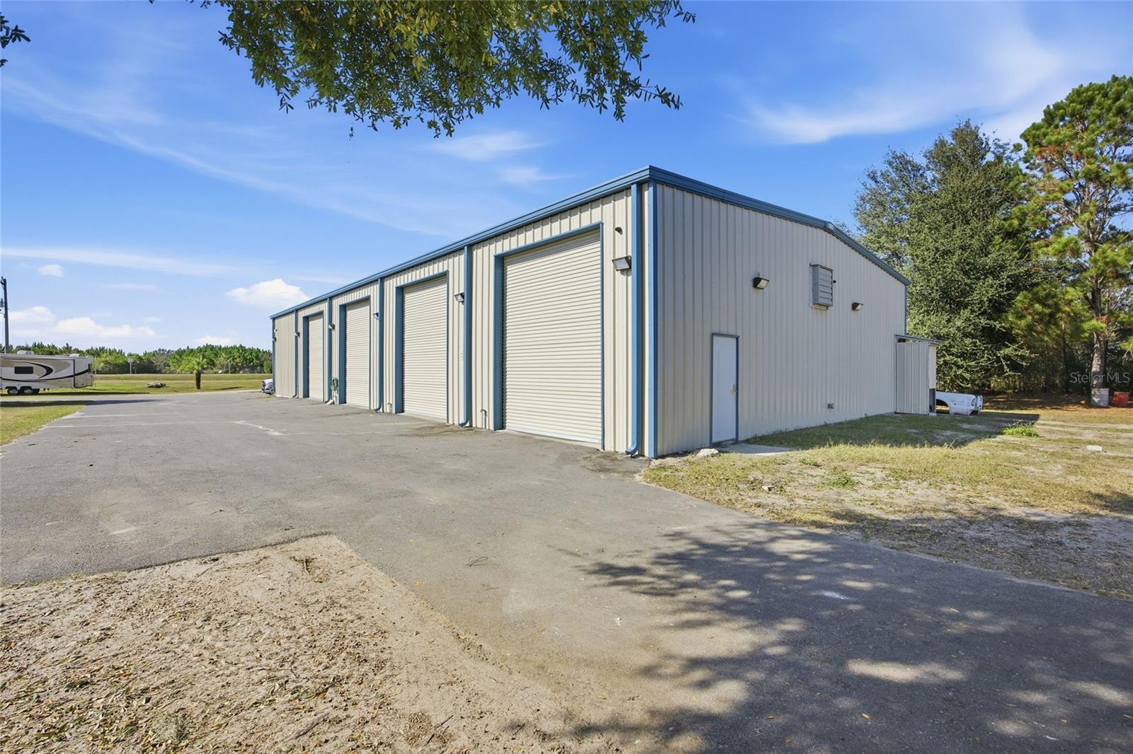 Image 42 of 62 For 20761 Highway 27